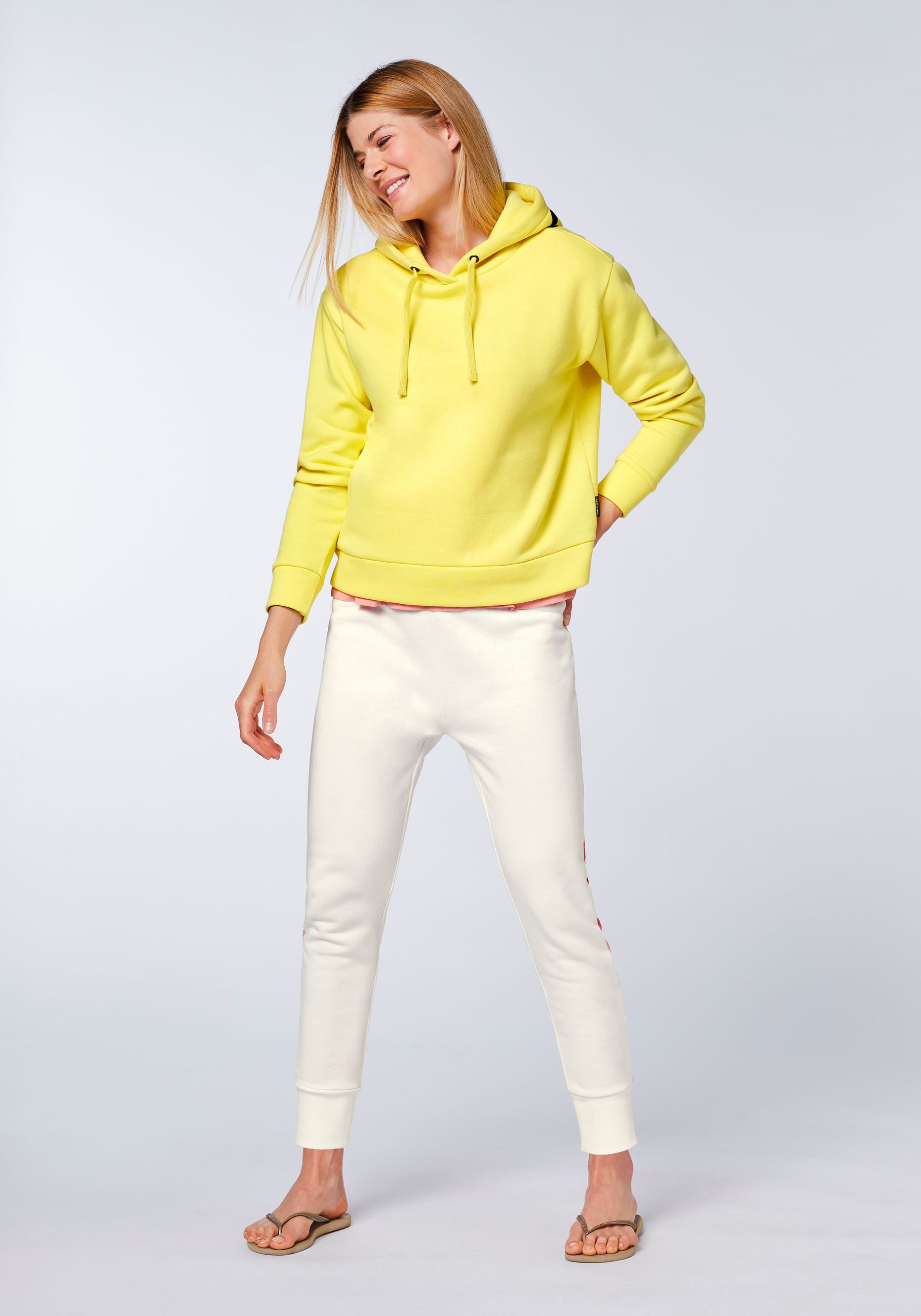 Comfort-Fit Hoodie in O-Shape mit Label-Kapuze | Chiemsee Online Shop